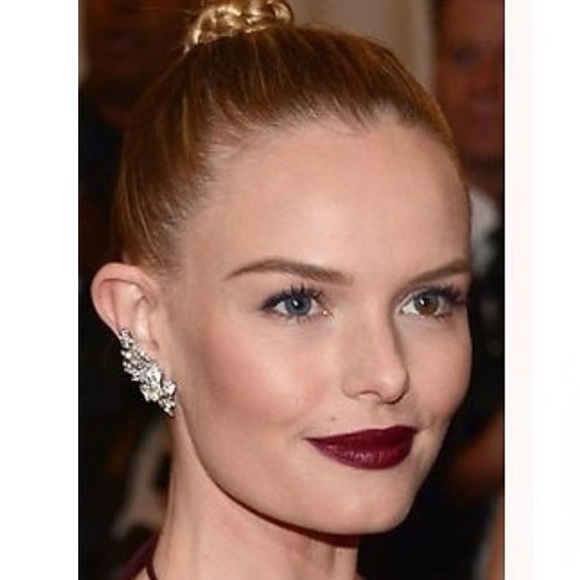 MAC Matte Lipstick DIVA 603 *DISCONTINUED* - Picture 3 of 15